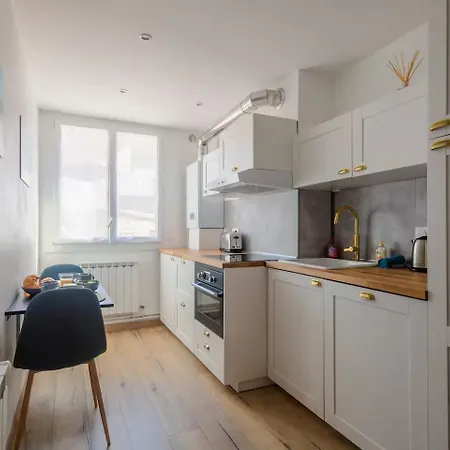 דירה Bleuet - 2 Bedrooms - Air Conditioning, Free Parking & Tram *
