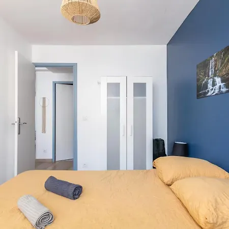 דירה Bleuet - 2 Bedrooms - Air Conditioning, Free Parking & Tram גרנובל