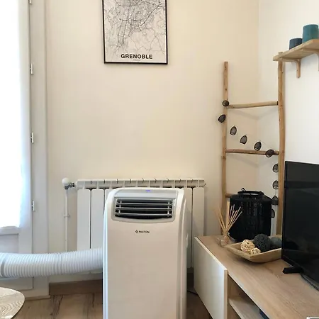 דירה Bleuet - 2 Bedrooms - Air Conditioning, Free Parking & Tram *